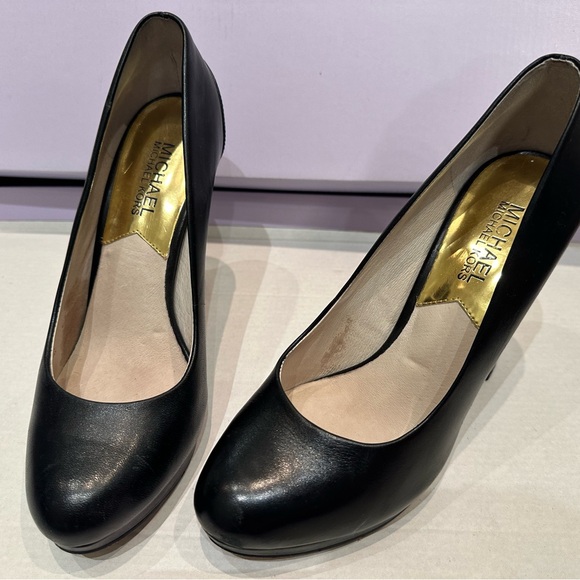 Michael Kors Chunky Heels - Picture 2 of 14